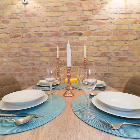 Best Seasons Midtown Appartamento Budapest